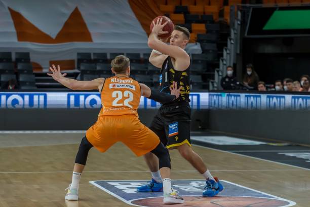 员还能及时 员还能及时