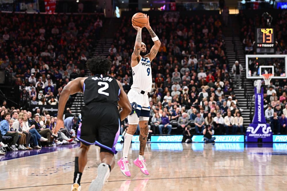 大放异彩的 大放异彩的